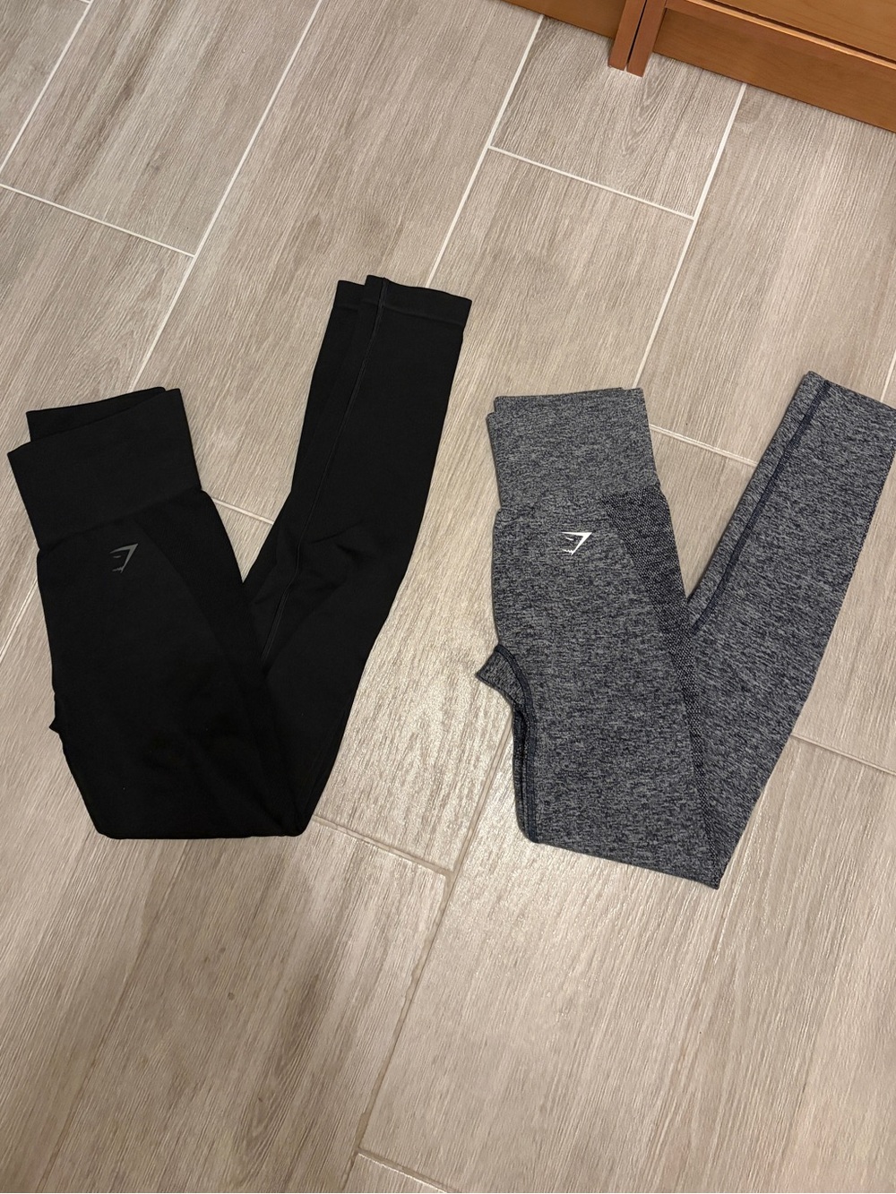 Gymshark Seamless Leggings Black & Charcoal Heather Gray XS